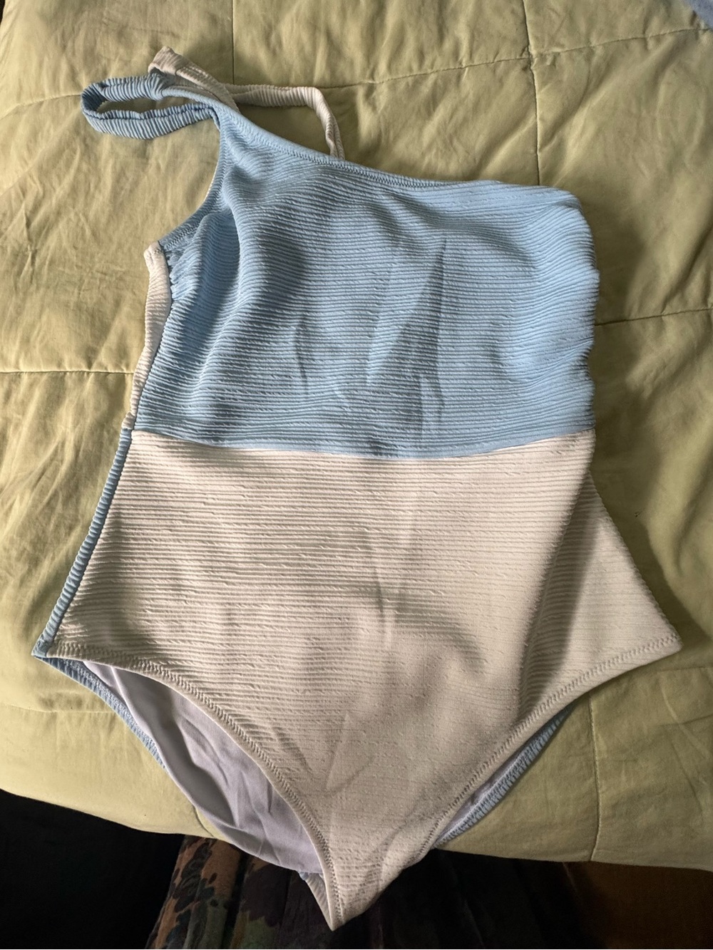 Women’s cupshe bathing suit